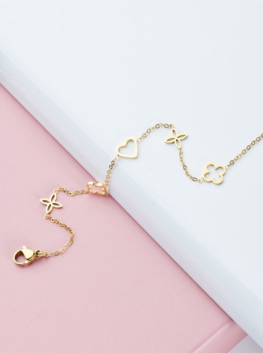 Gold Plated Celebrity Bracelet with Clovers, Heart and Lily Flowers