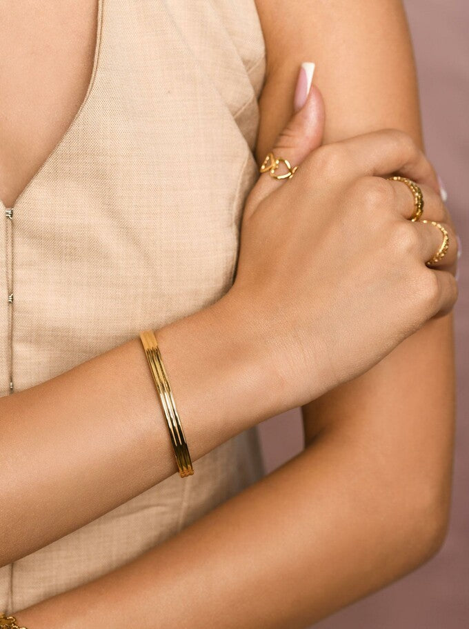 14k Gold Plated Oval Bracelet