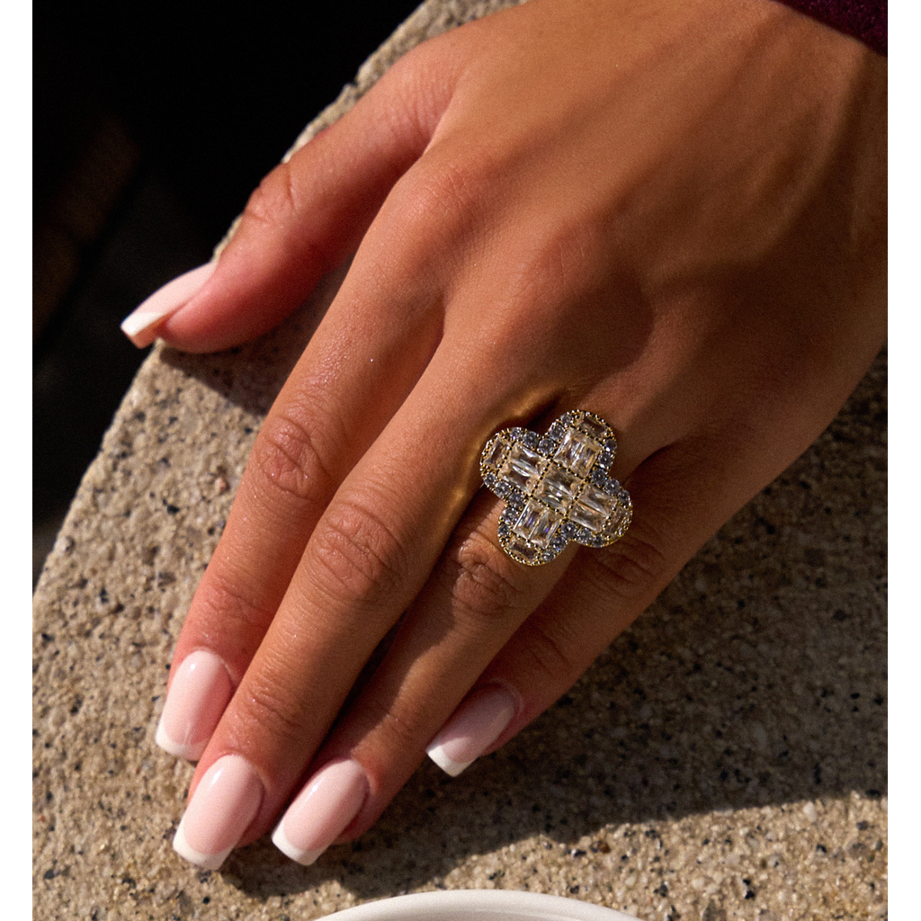Crystal Clover Adjustable Ring
