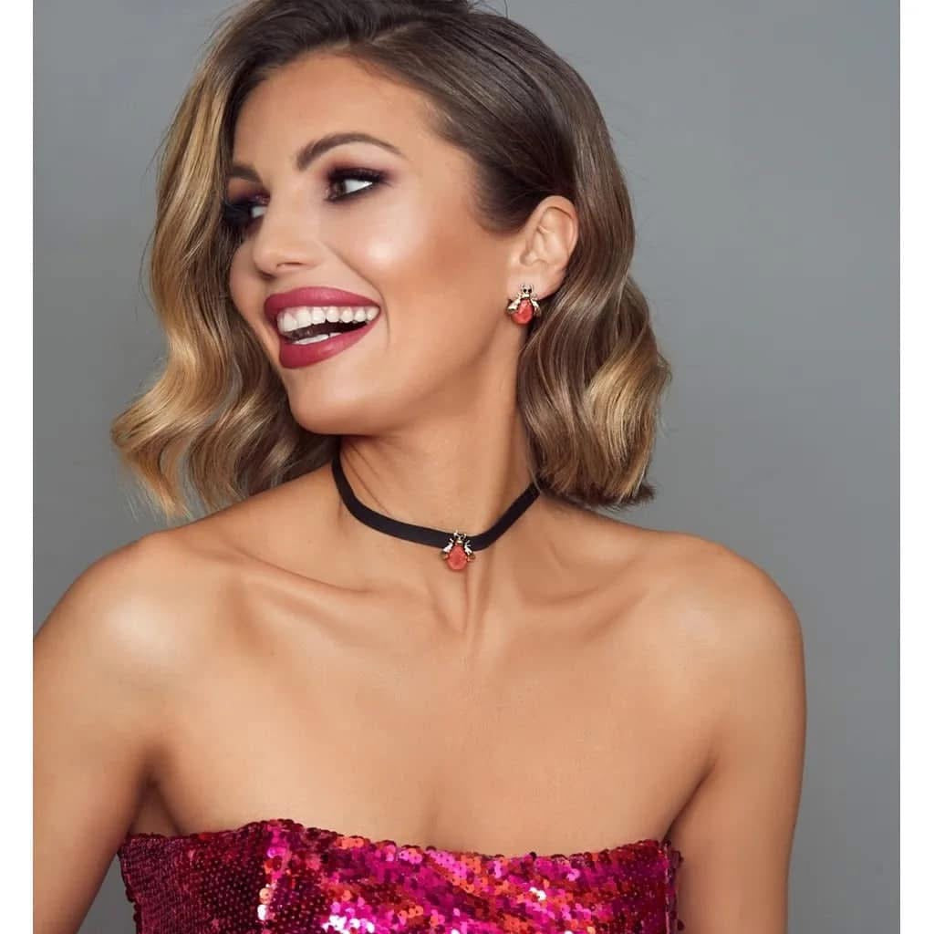 Black Elastic Choker with Raspberry Beetle Powerfull