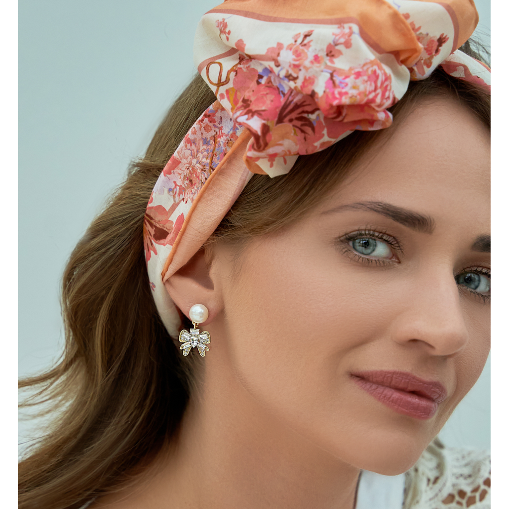 Crystal Bow Earrings with Pearl Perle Blanche