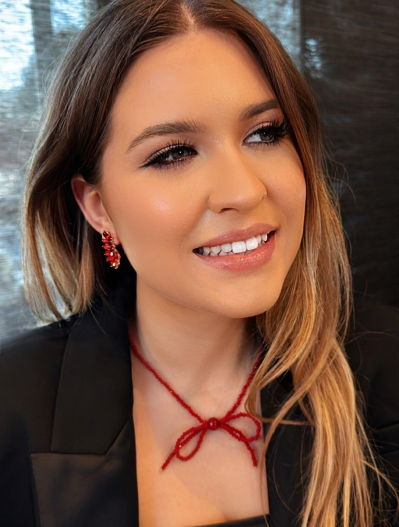 Hot Red Glass Crystals Bow Necklace