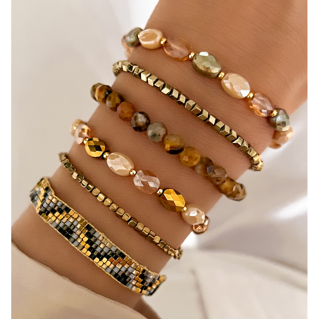 Cream Beige & Brown Crystal Bracelet Togue with Gold Finishing