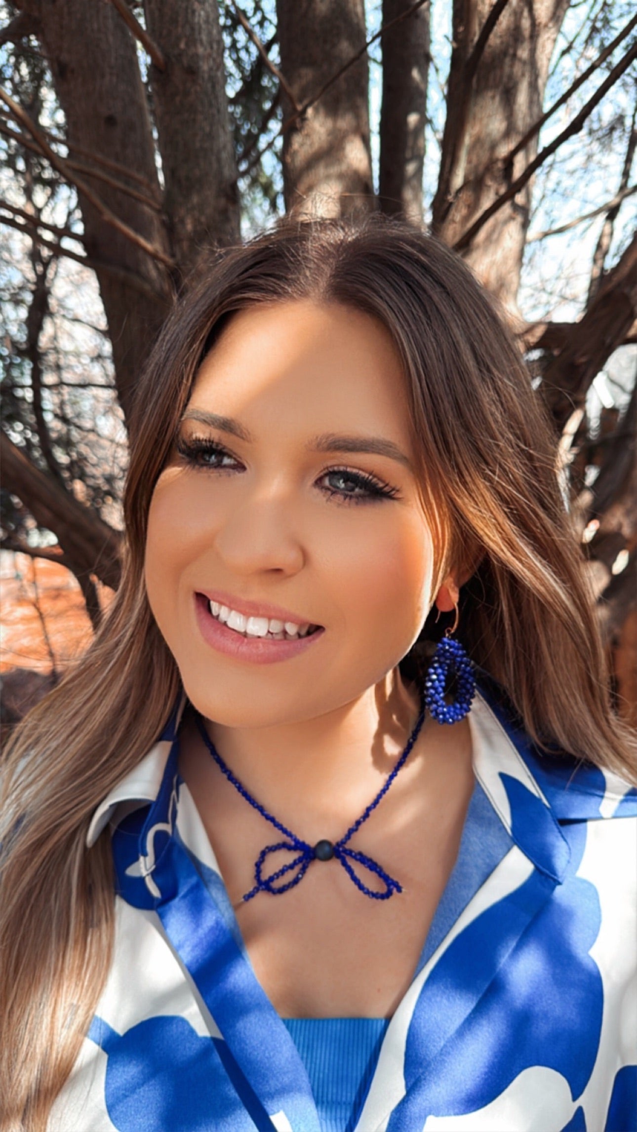 Royal Blue Glass Crystals Bow Necklace