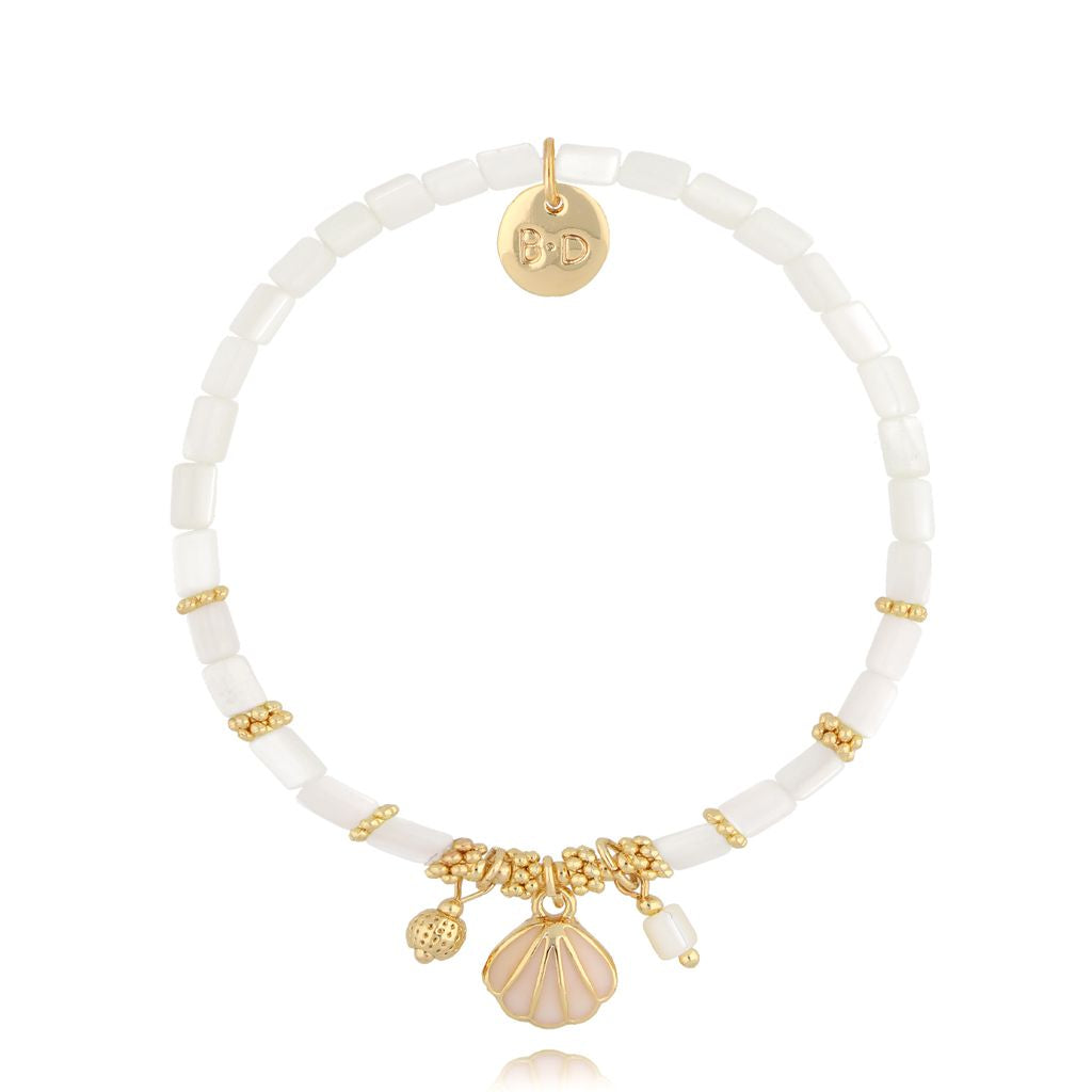White Bracelet with Pearl and Shell
