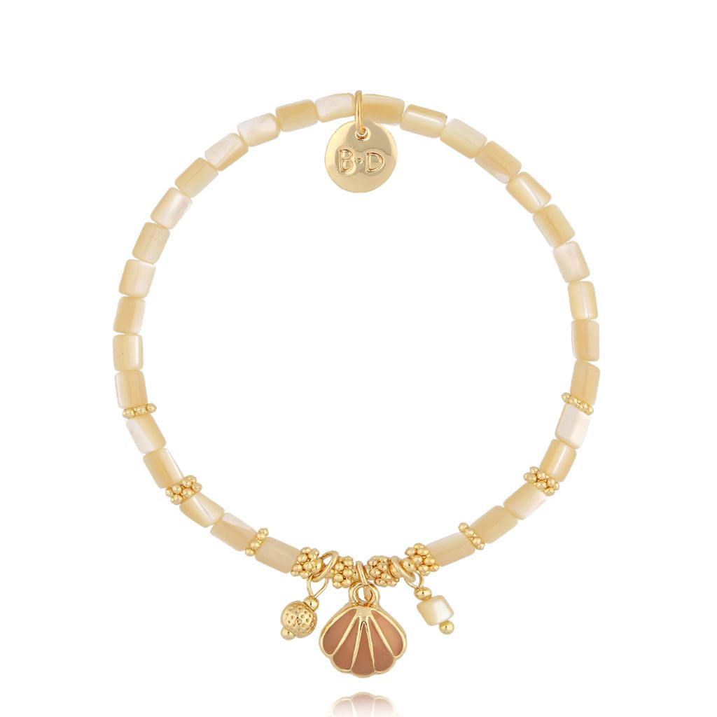 Cream Beige Pearl Bracelet with Coral Shell Pendant Marine
