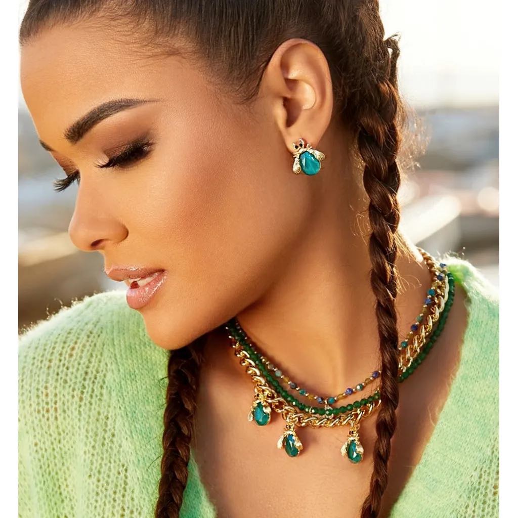Gold Chain with Transparent Beetles