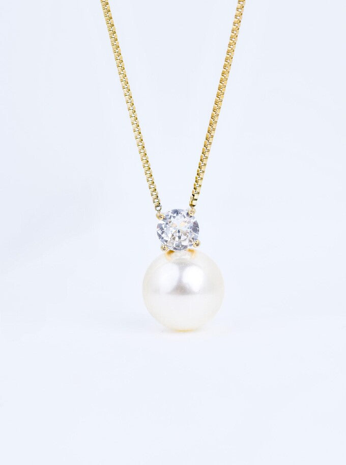 14k Gold Plated Necklace with Pearl and Crystal