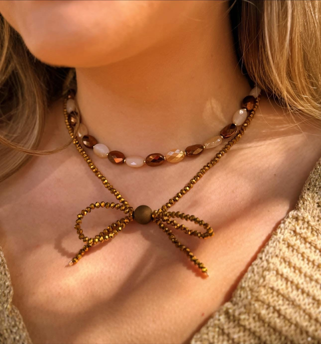 Luminous Gold Glass Crystals Bow Necklace