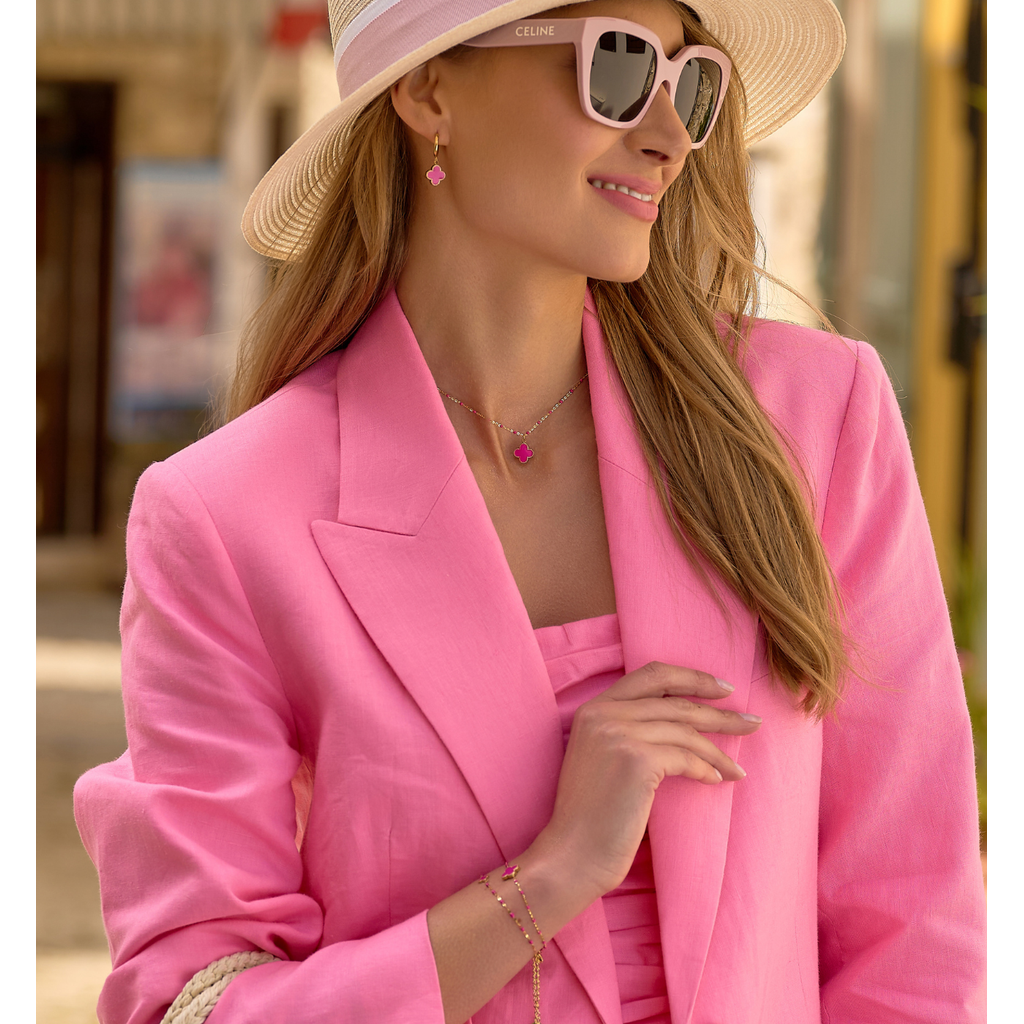 Stainless Steel Fuchsia Clover Hoop Earrings Pequeno