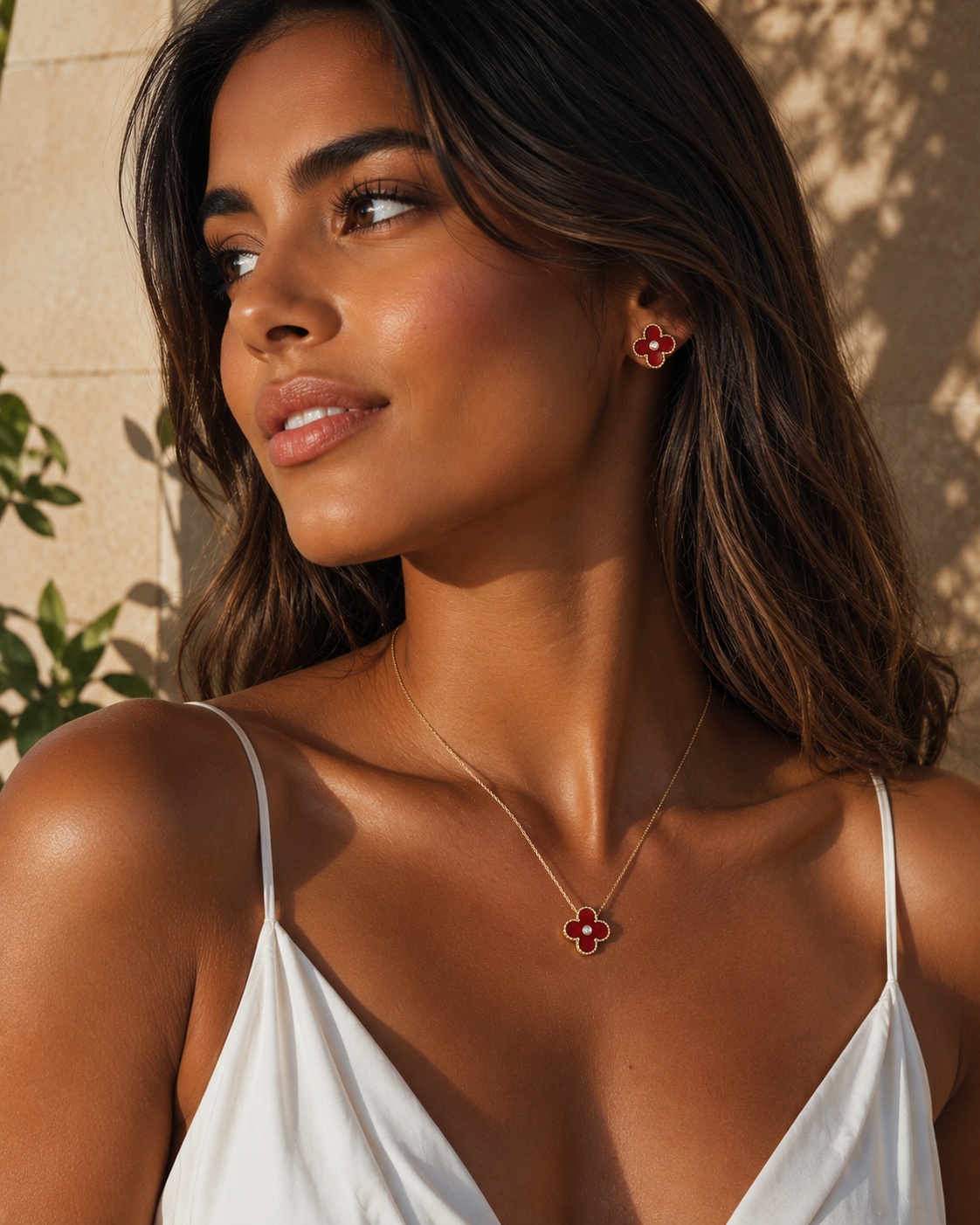 Matilde Burgundy Clover Earrings
