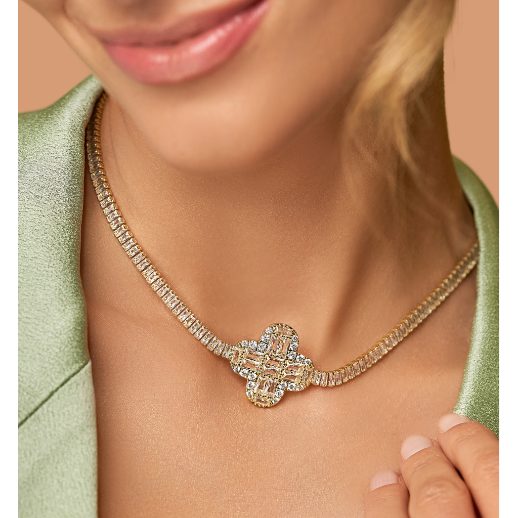 Transparent Crystal Necklace with Crystal Clover Pendant