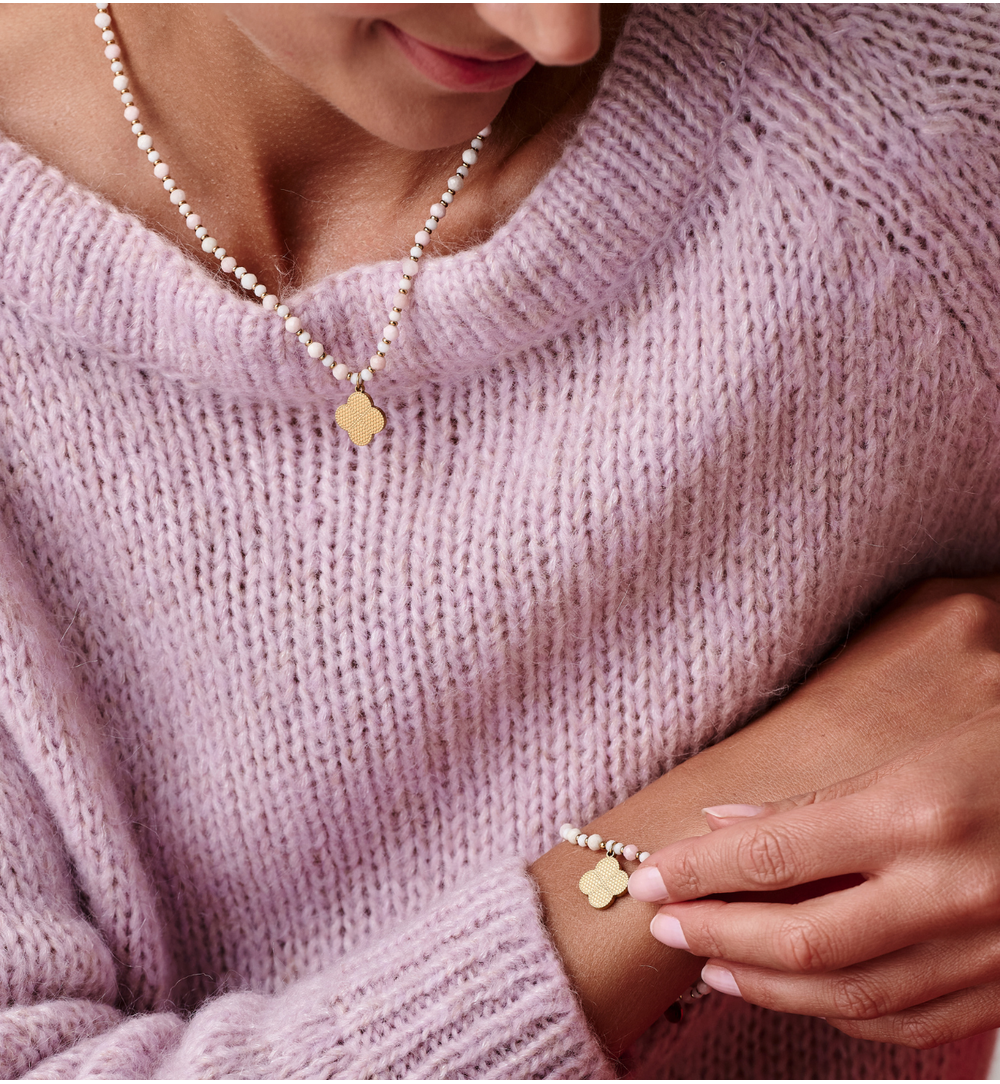 Pink Opal Stones Bracelet with Gold Clover 3672