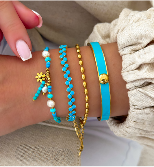 Turquoise Blue Miyuki Beads and Pearls Elastic Bracelet