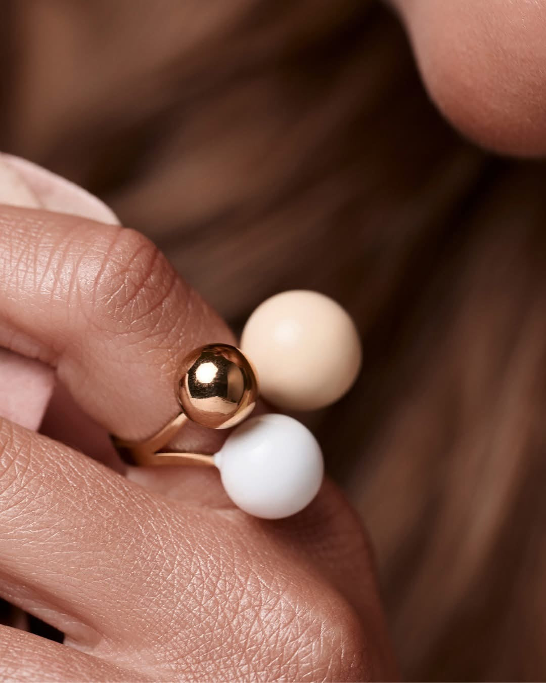 Steel and Shine Enamel Cream & White with Gold Balls Ring