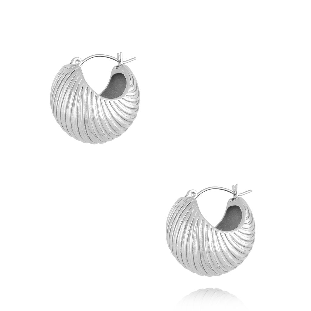 Silver Glamour Corrugated Earrings Metropolitan