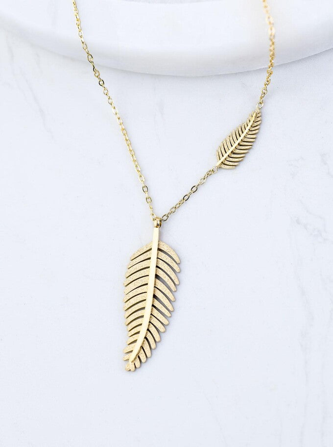 14k Gold Plated Shiny Leaf Necklace 309513Z