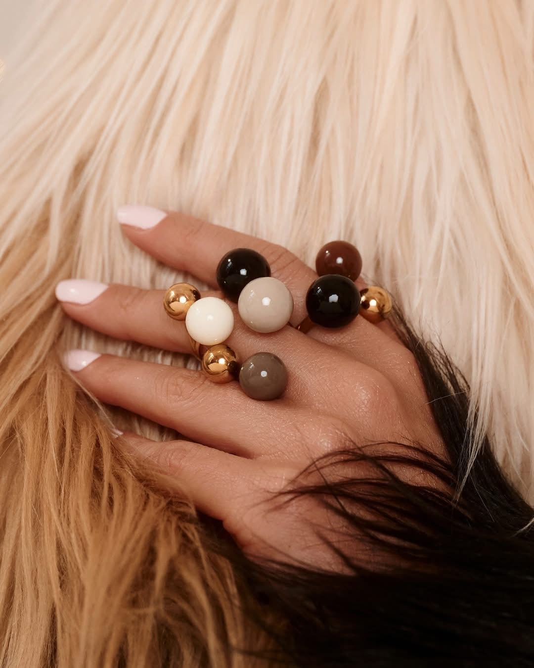 Steel and Shine Enamel Chocolate and White Balls Ring 1077