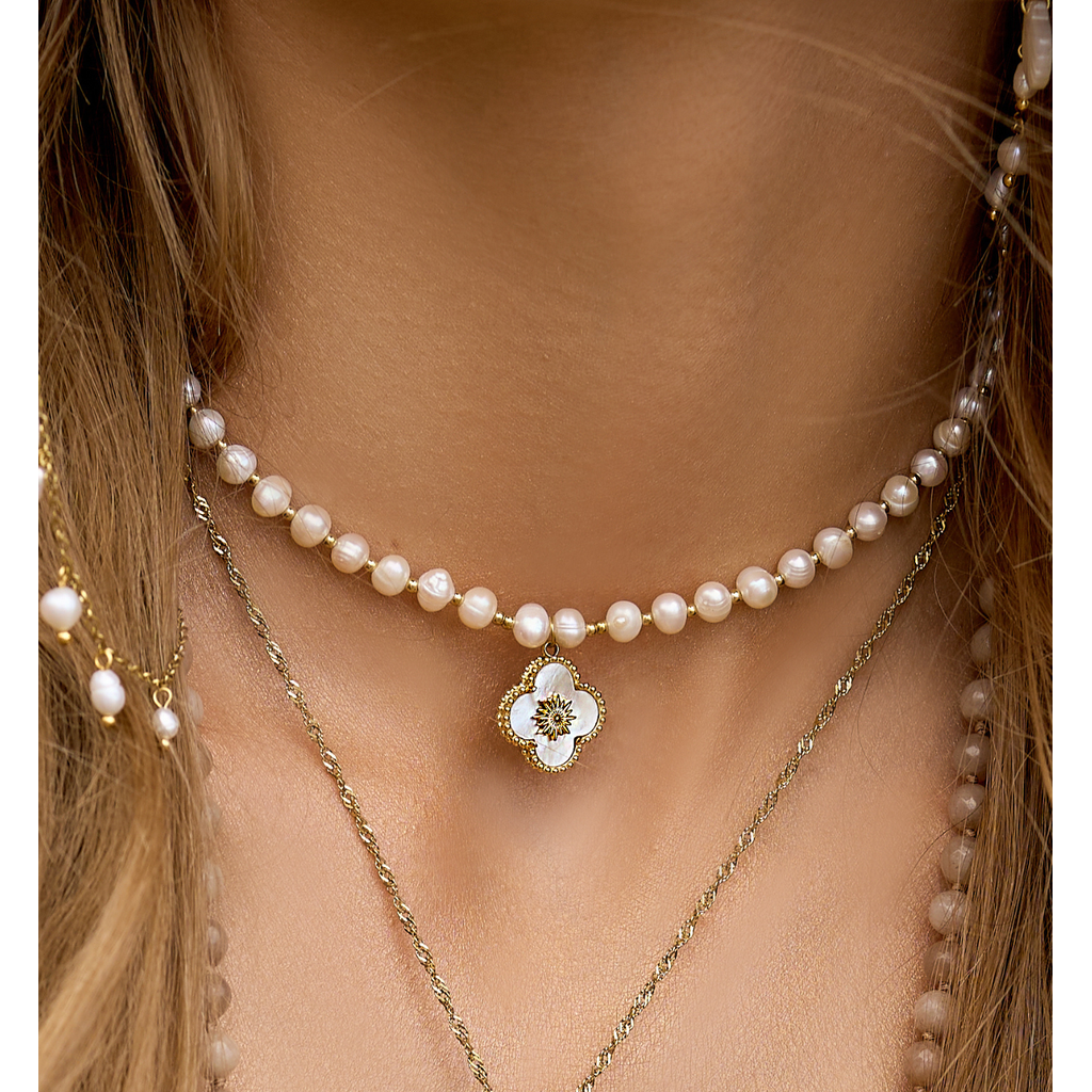 Freshwater Pearls Necklace with Pearl Clover Pendant