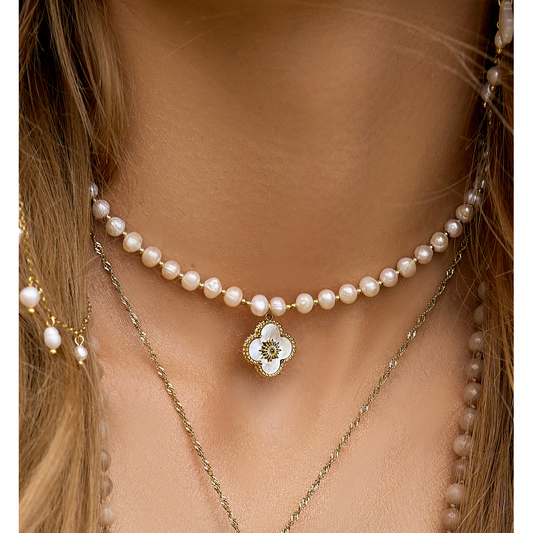 Freshwater Pearls Necklace with Pearl Clover Pendant