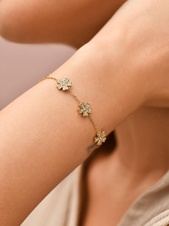 14k Gold Plated Crystal Flowers Bracelet 64Z00