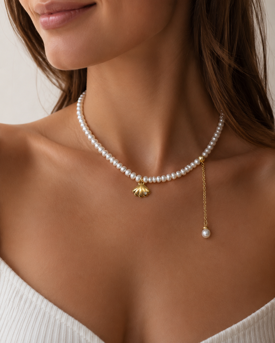 Pearl Necklace with Seashell and Pearl Pendant