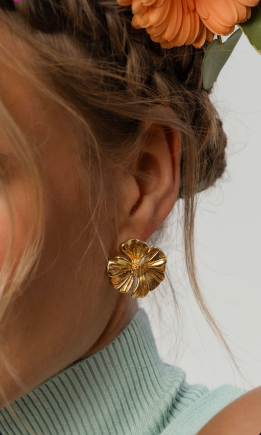 14k Gold Plated Flower Studs