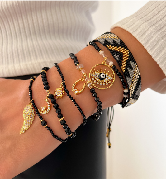 Black Agate Bracelet with Zircon Horseshoe Pendant