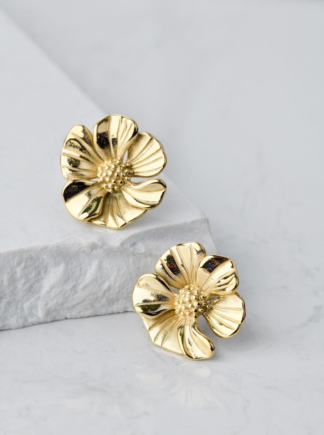 14k Gold Plated Flower Studs