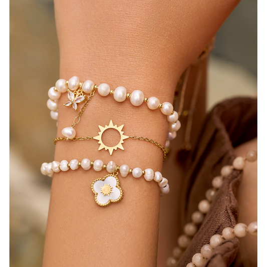 White Pearls Bracelet with Butterfly and Pearl Pendant