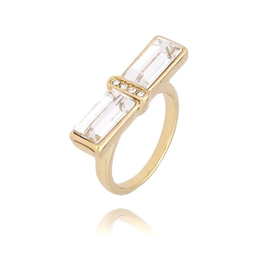 Two Side Transparent Crystals Ring (size 8)