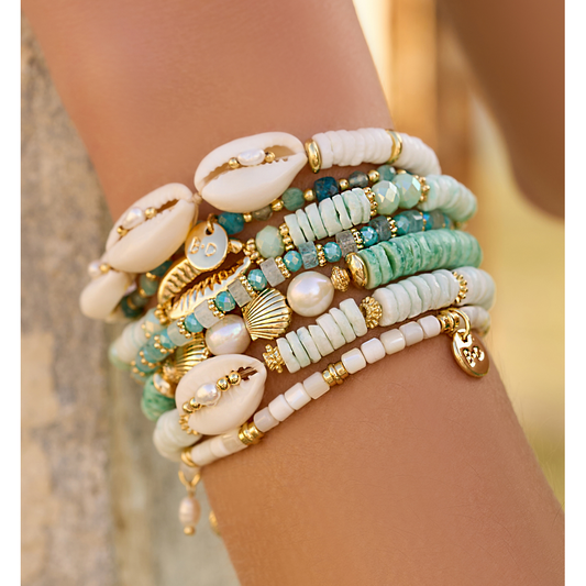 White Bracelet with Pearls and Shells Ocean