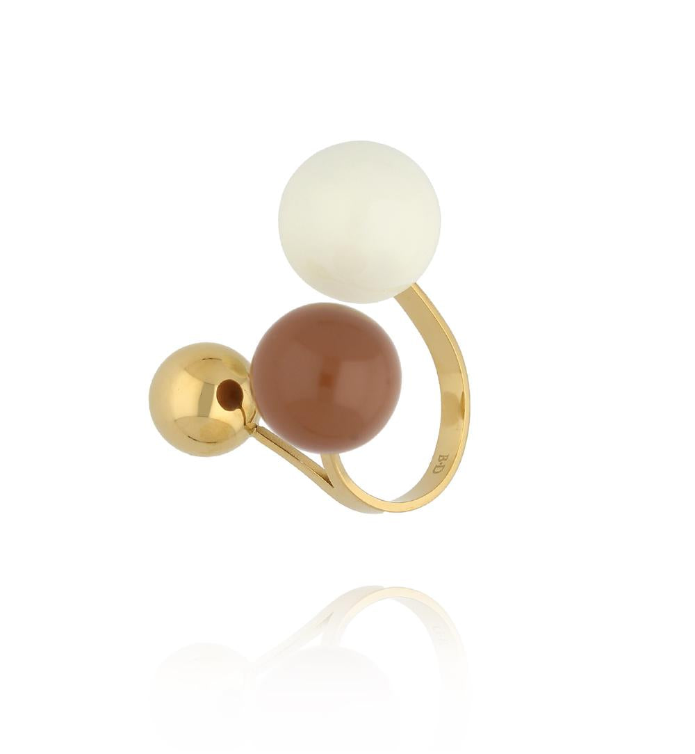 Steel and Shine Enamel Chocolate and White Balls Ring 1077
