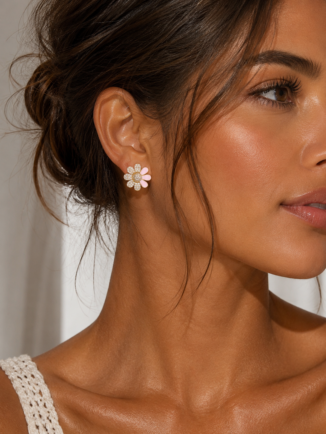 Light Pink and Zirconium Flower Stud Earrings Fleur Rose