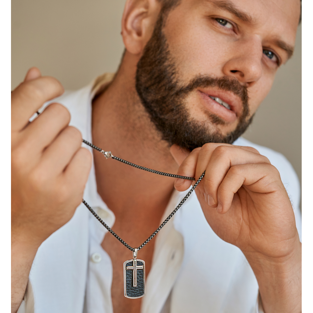 Men’s Stainless Steel Necklace with Everlasting Cross Pendant