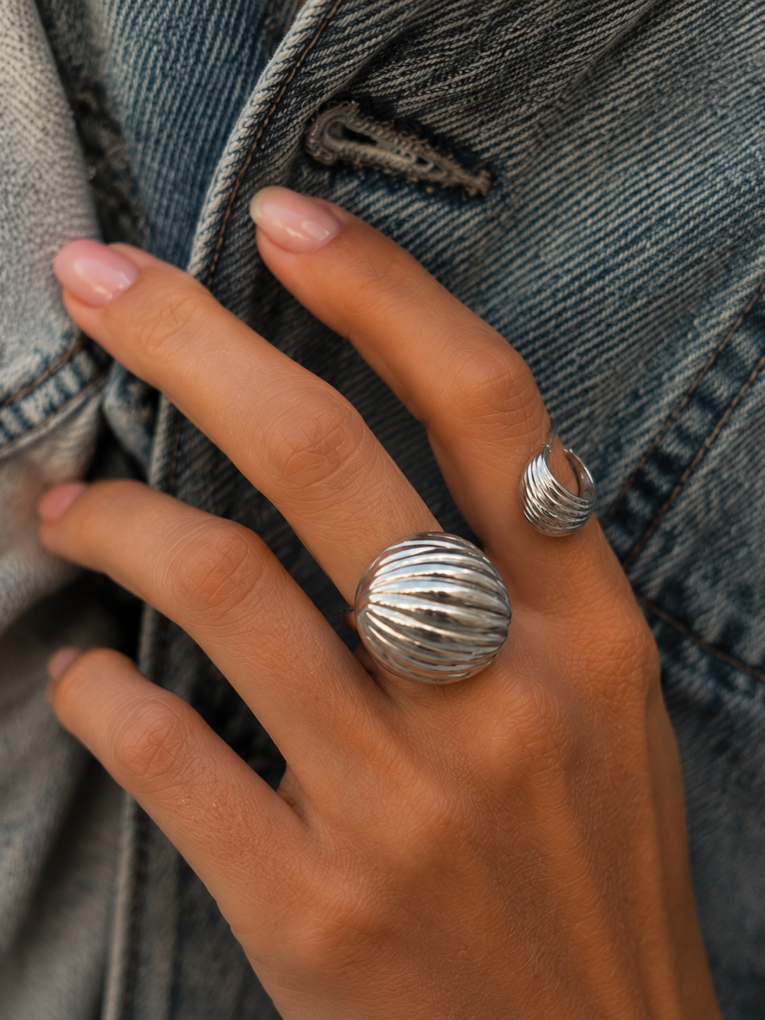 Silver Glamour Corrugated Ring Metropolitan