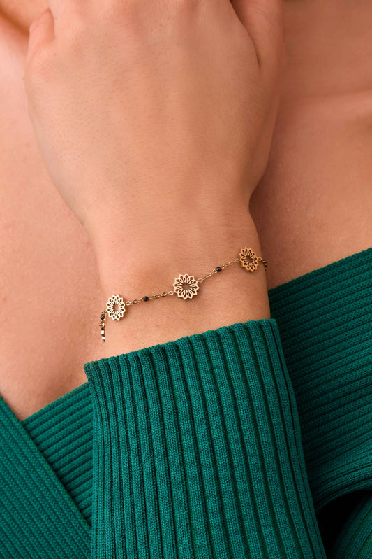 Gold Plated Bracelet with Flowers and Black Beads