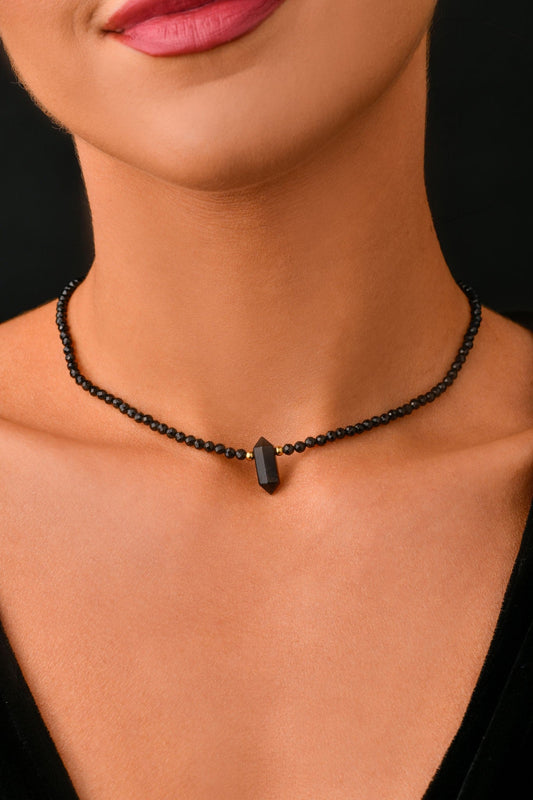 Black Crystals Choker with Onyx Natural Stone Pendant