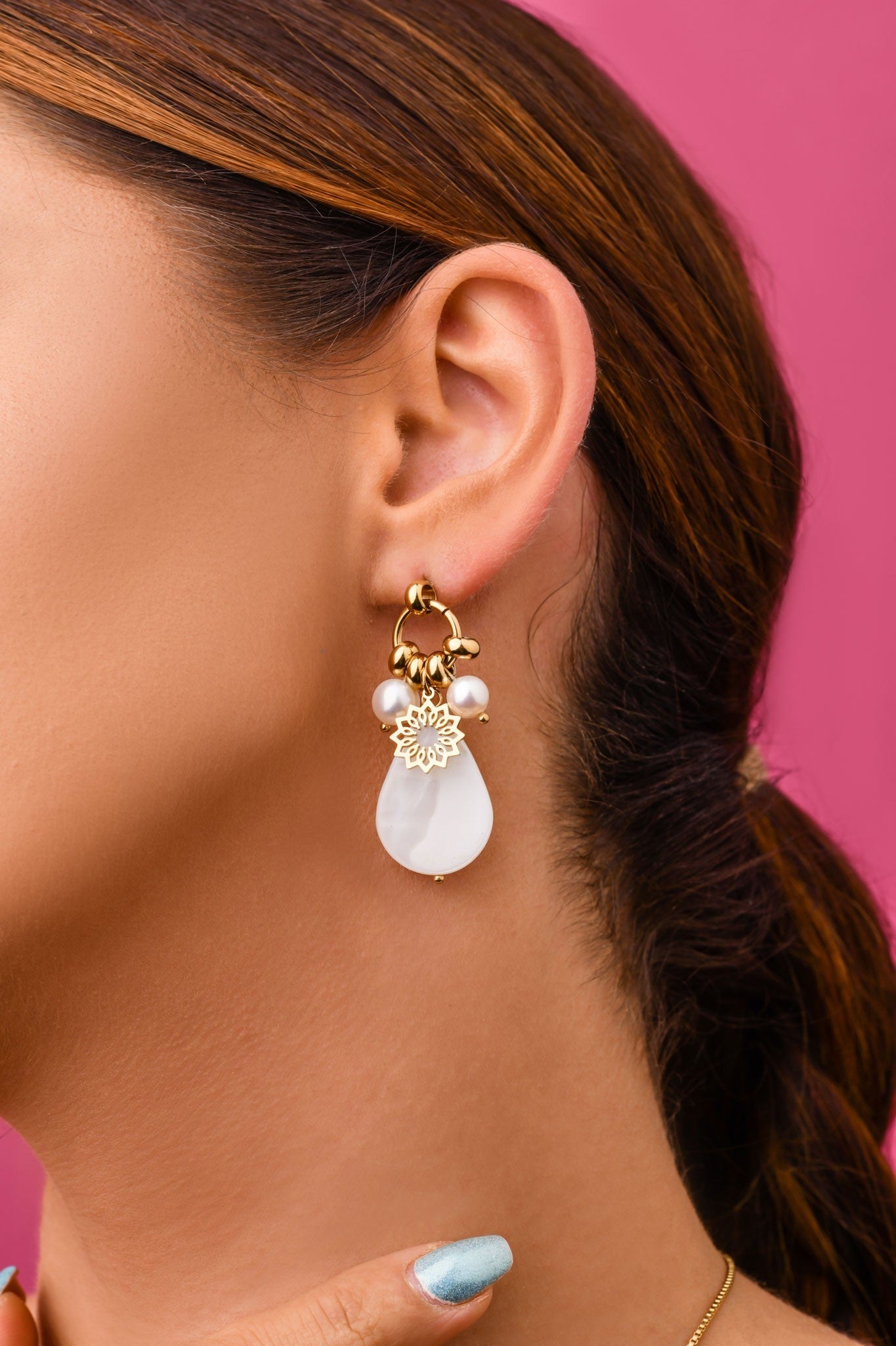 Gold Plated Earrings with Pearl and Flower Pendant